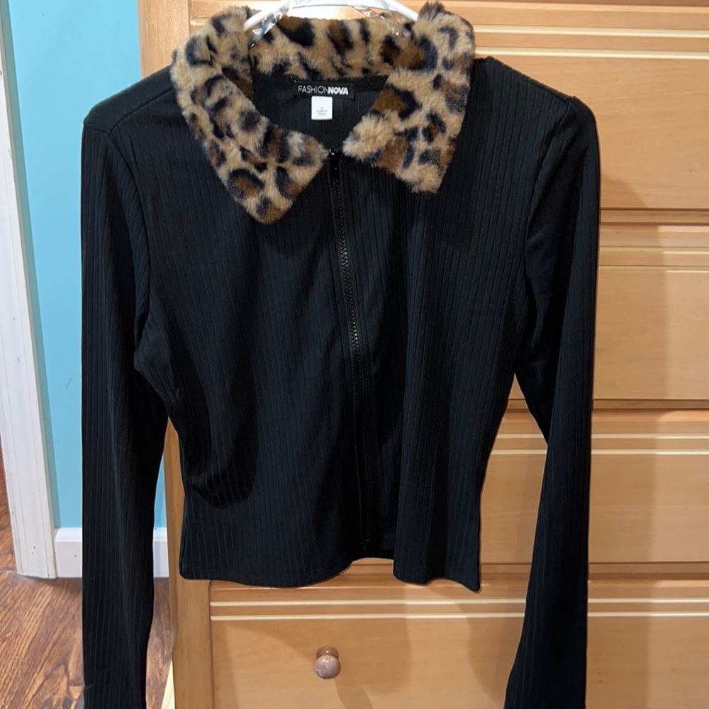 Soft faux fur collar